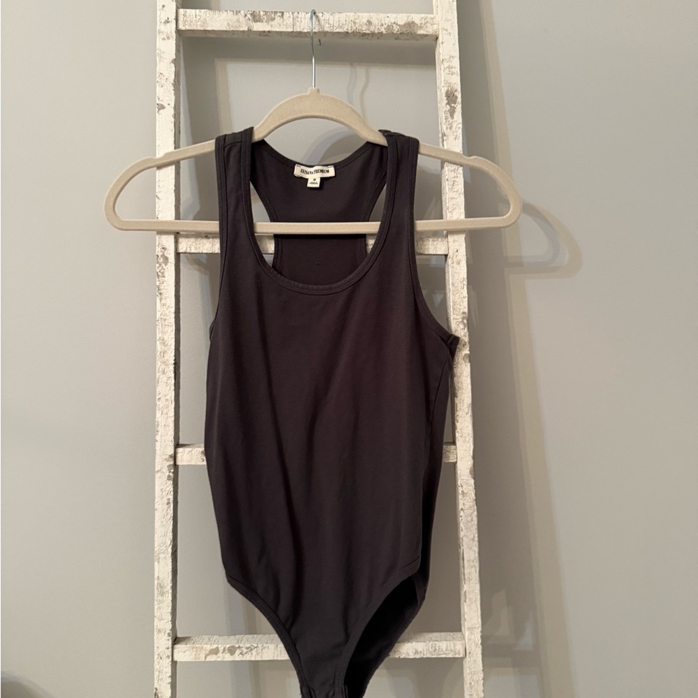 Zenana Outfitters Charcoal Sleeveless Top